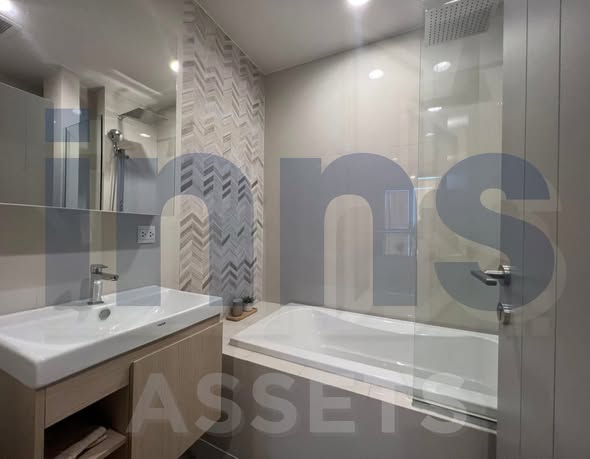 room interior and bathroom of Oka Haus