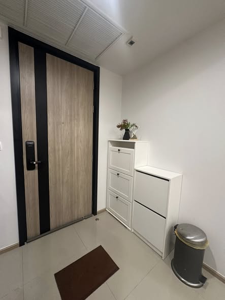 room interior and bathroom of Oka Haus
