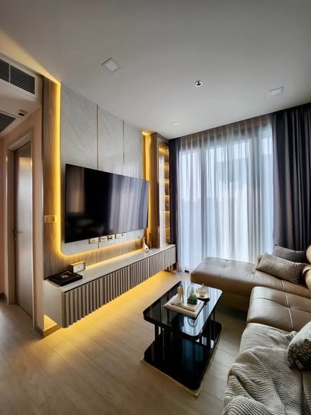 bedroom and living room of One9Five Asoke – Rama 9