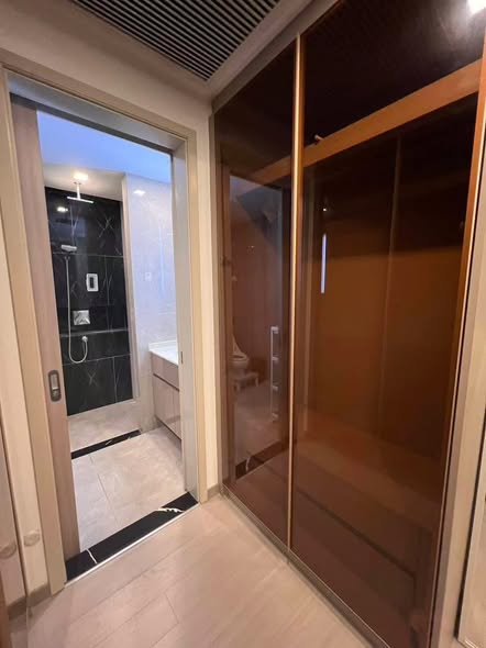 room interior of One9Five Asoke – Rama 9