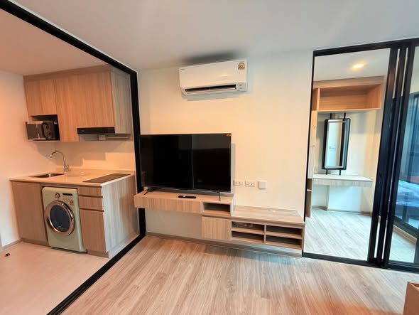 bedroom and room interior of Origin Play Sri Udom Station (Sales gallery) – ออริจิ้น เพลย์ ศรีอุดม สเตชั่น (สำนักงานขาย)