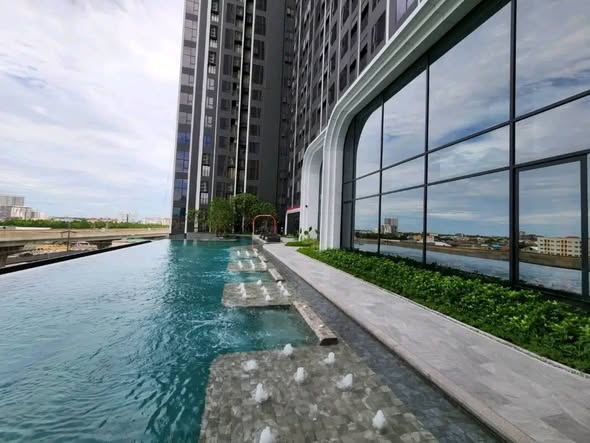 pool of Origin Plug & Play Nonthaburi Station