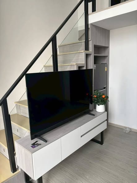 room interior of Origin Plug&Play Ramkhamhaeng Triple Station