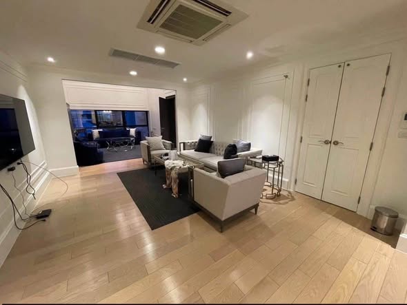 living room and room interior of P Villa Lamoon Thonglor 23