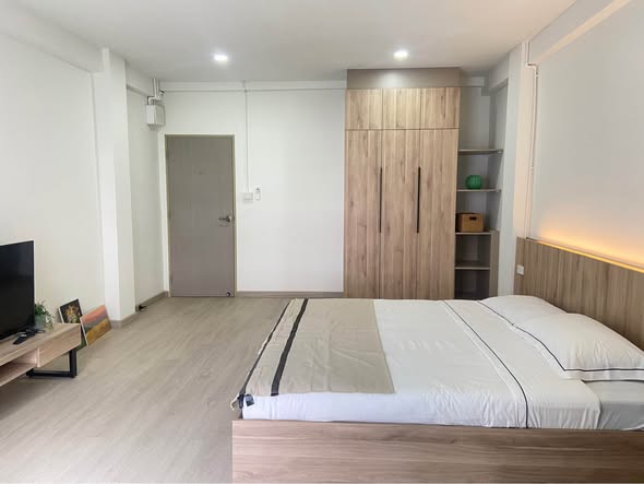 bedroom and room interior of Pacific apartment S36