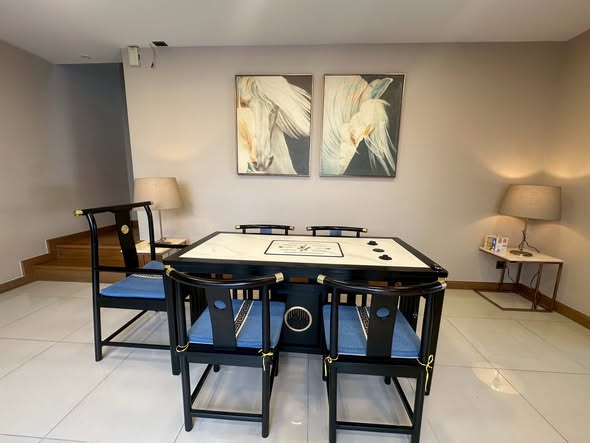 room interior of Parc Priva