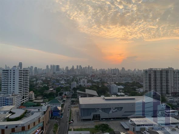 Parco Condominium
