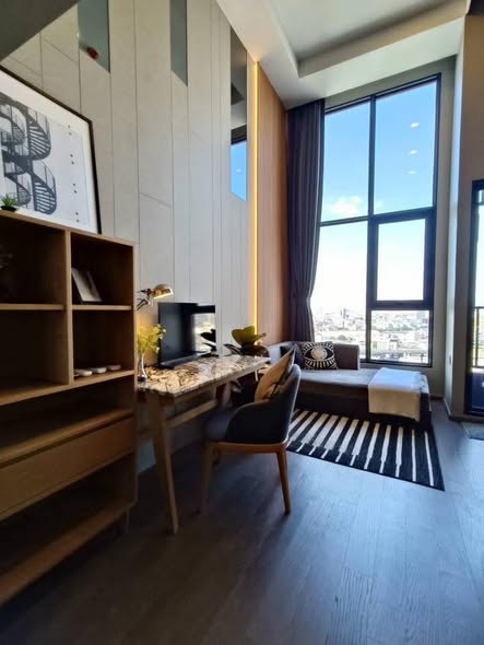 living room of Park Origin Chula-Sam Yan