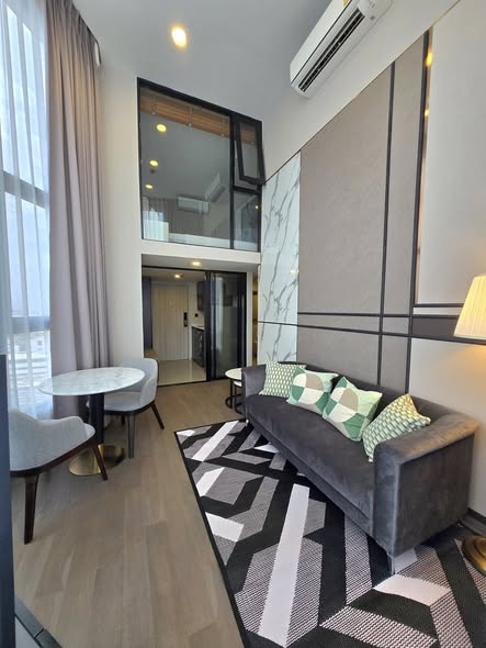 living room of Park Origin Chula-Sam Yan