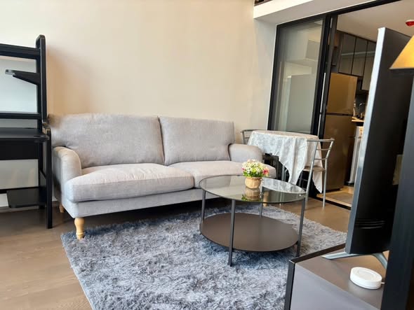 living room of Park Origin Chula-Sam Yan