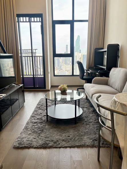 living room of Park Origin Chula-Sam Yan