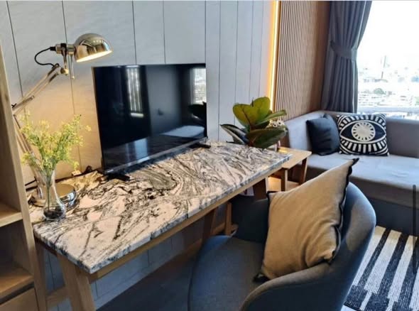 living room of Park Origin Chula-Sam Yan