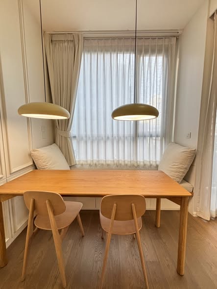 room interior of Park​ Origin​ Phaya Thai