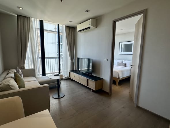 bedroom of Park Origin Phrom Phong