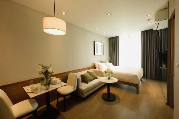 bedroom of Park Origin Phrom Phong