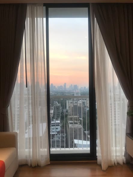 bedroom of Park Origin Phrom Phong