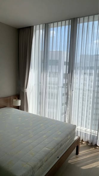 bedroom of Park Origin Phrom Phong
