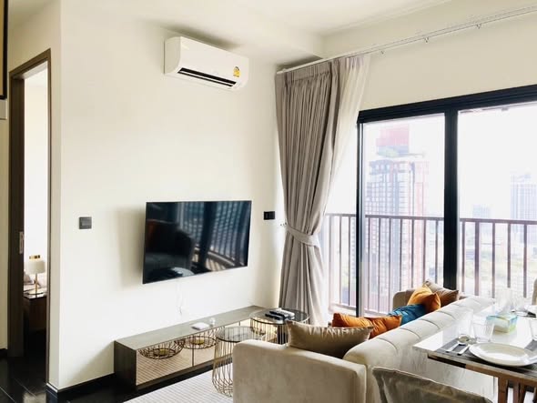 bedroom and living room of Park​ Origin​ Thonglor