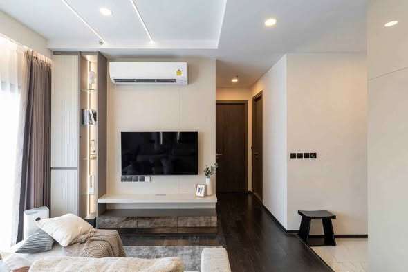 living room and bedroom of Park​ Origin​ Thonglor