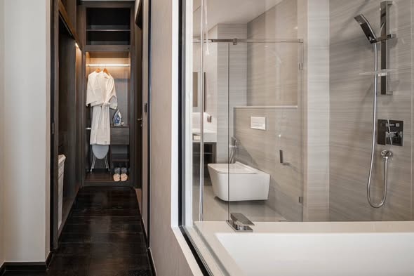 room interior and bathroom of Park​ Origin​ Thonglor