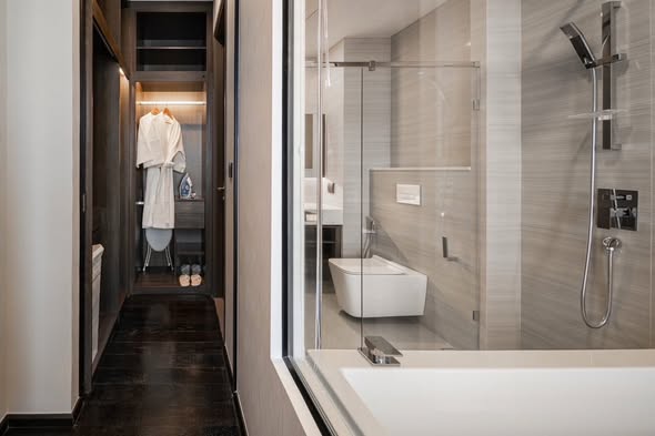 room interior and bathroom of Park​ Origin​ Thonglor