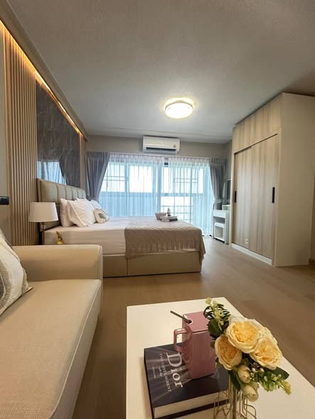 bedroom of Pattaya Plaza Condotel