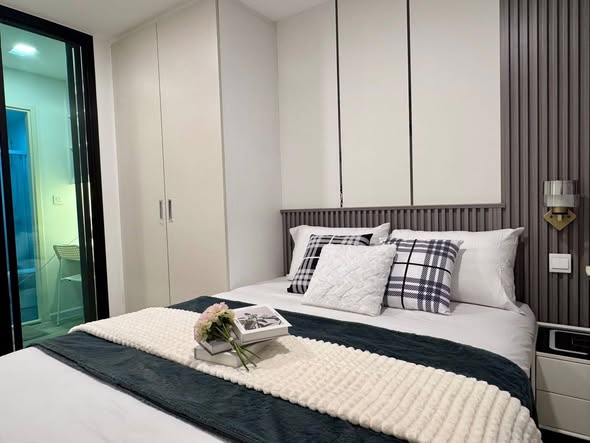 bedroom of Pause 115