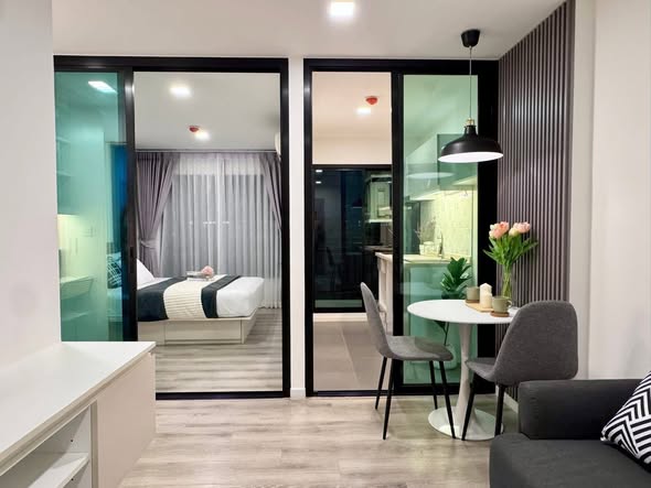 bedroom and living room and room interior of Pause 115
