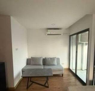 bedroom of Pentafield City Residence