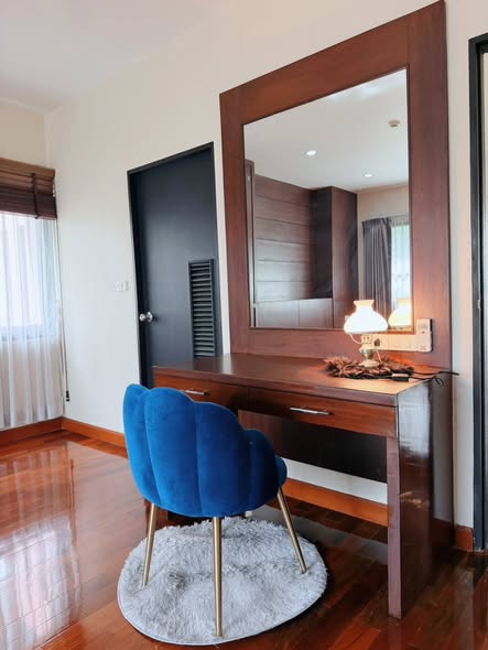 bedroom and room interior of Pet and Peace Family House