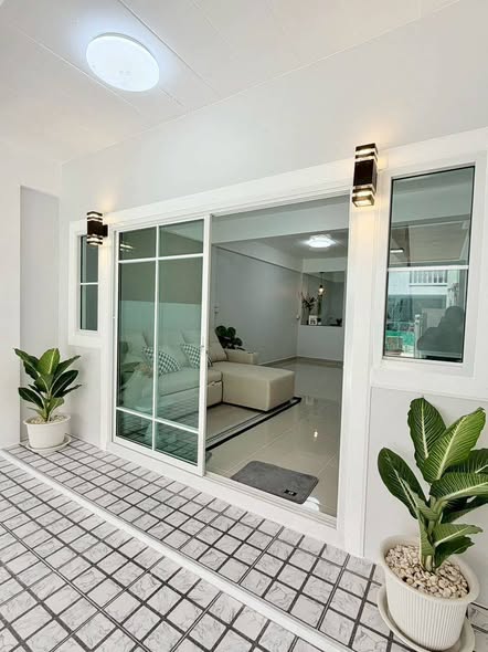 bathroom of Pha Pin 3 Housing