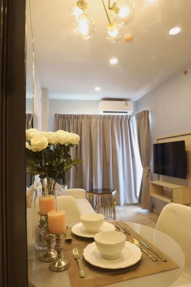 room interior of Phyll Phuket
