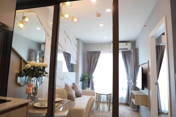 room interior of Phyll Phuket