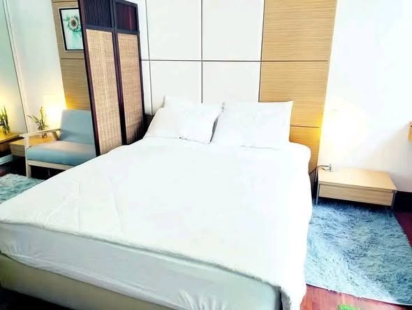 bedroom of Pipat Place