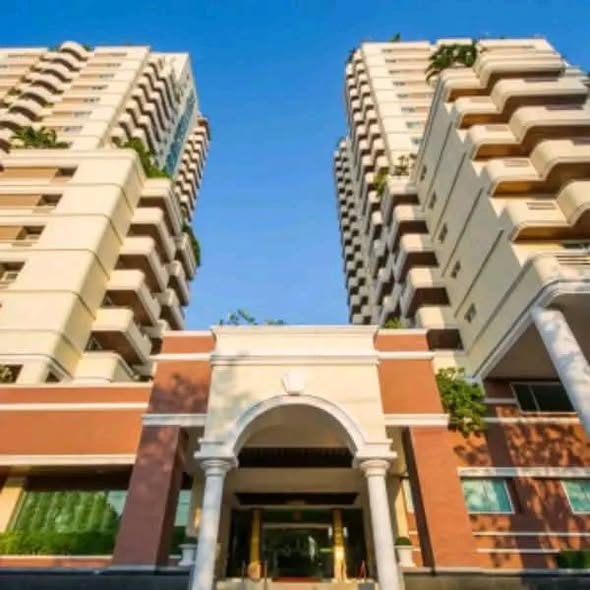Piyathip Place Serviced Apartment