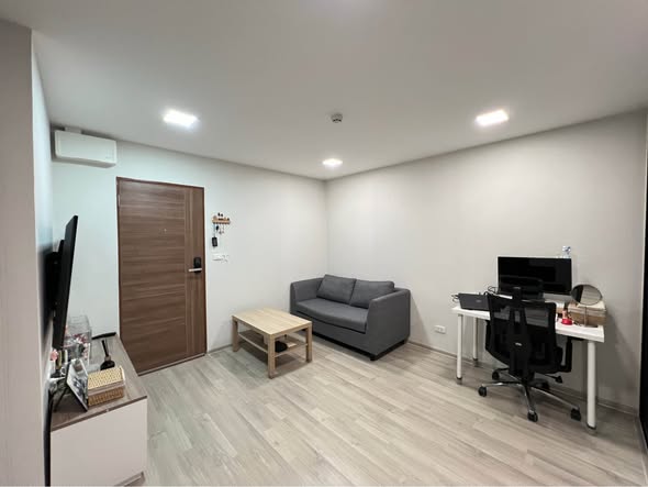 room interior of พลัมคอนโด สะพานใหม่ สเตชั่น PLUM CONDO SAPHANMAI STATION