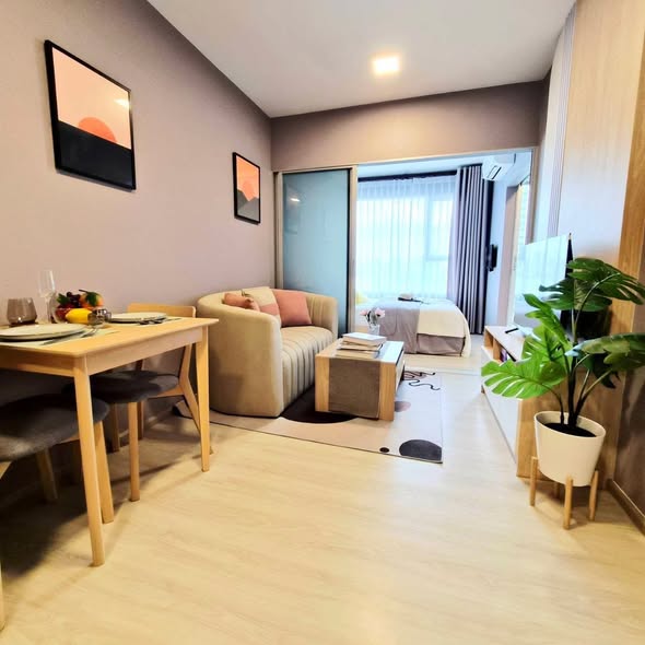 bedroom and living room of Plum Condo Sukhumvit 62
