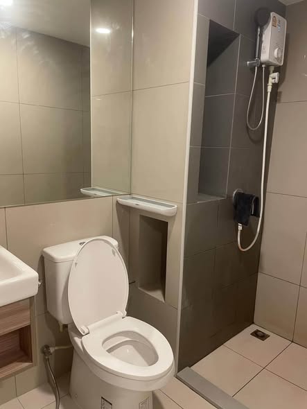 bathroom of Plum Condo Sukhumvit 97.1