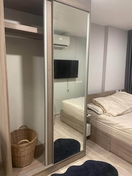 bedroom and room interior of Plum Condo Sukhumvit 97.1