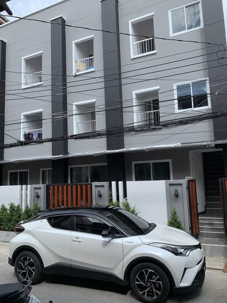 Plus Apartment (พลัส อพาร์ทเม้นท์)