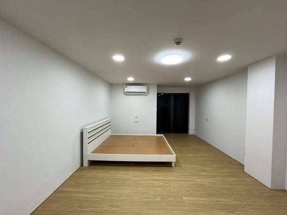 Pratunam Prestige Condominium