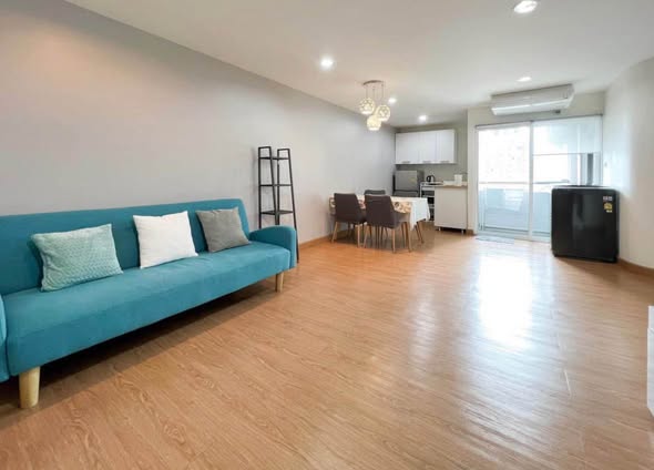 living room of Pratunam Prestige Condominium