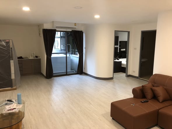 room interior of Pratunam Prestige Condominium