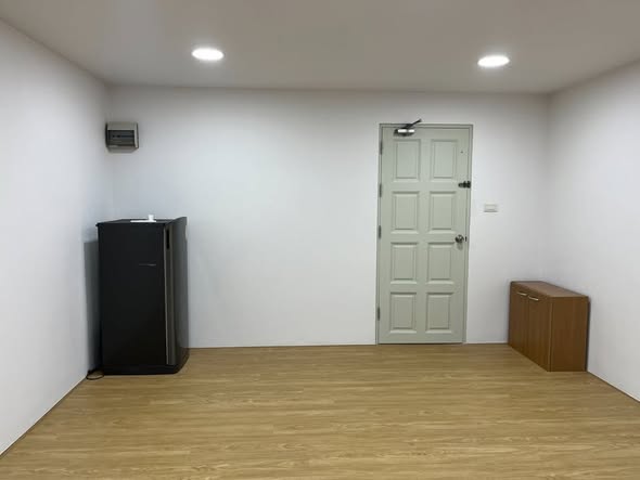 room interior of Pratunam Prestige Condominium