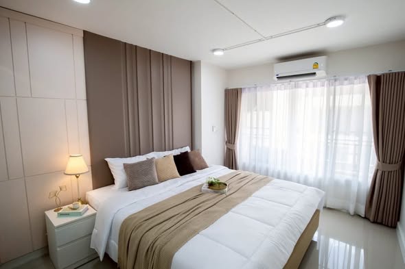 bedroom of Premier place condo