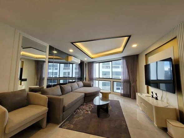 bedroom and living room of President Park