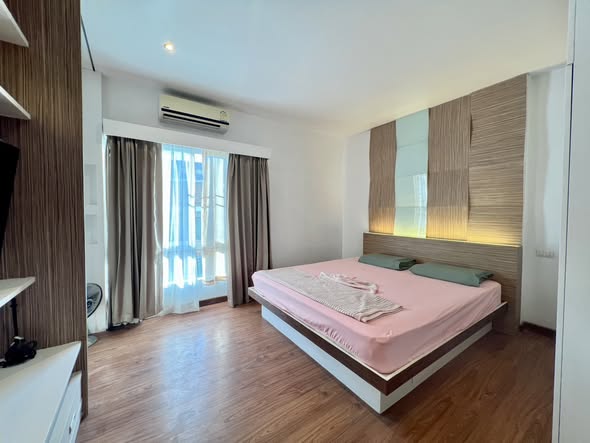 bedroom of Prompt Condominium