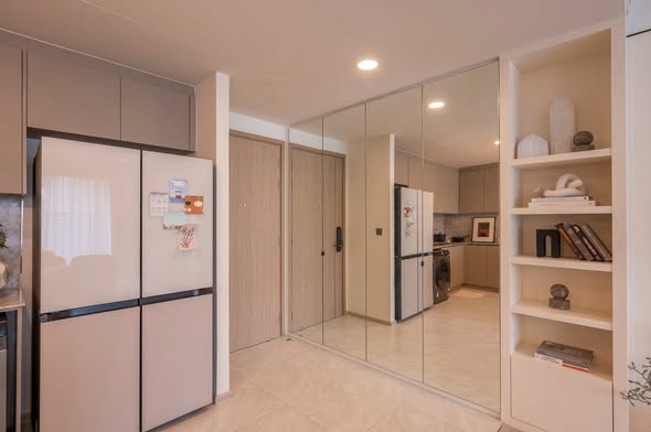 room interior of PYNN Soonvijai