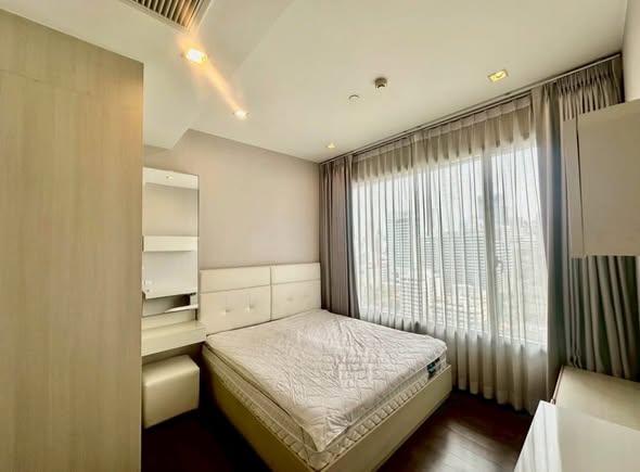 bedroom of Q Asoke