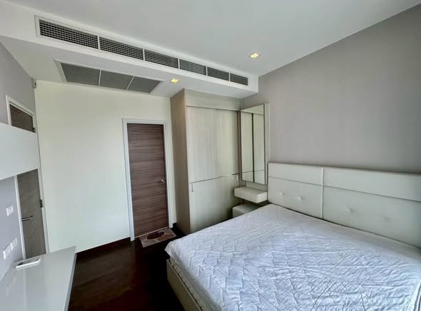 bedroom and room interior of Q Asoke